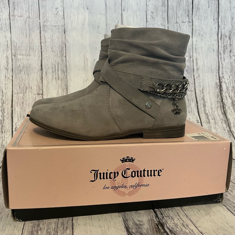 ☆ Juicy Couture Boots size 5 ☆